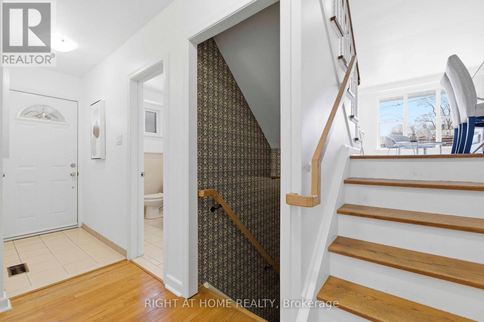 106 Fortrose Crescent, Toronto, Ontario  M3A 2H1 - Photo 20 - C13024586