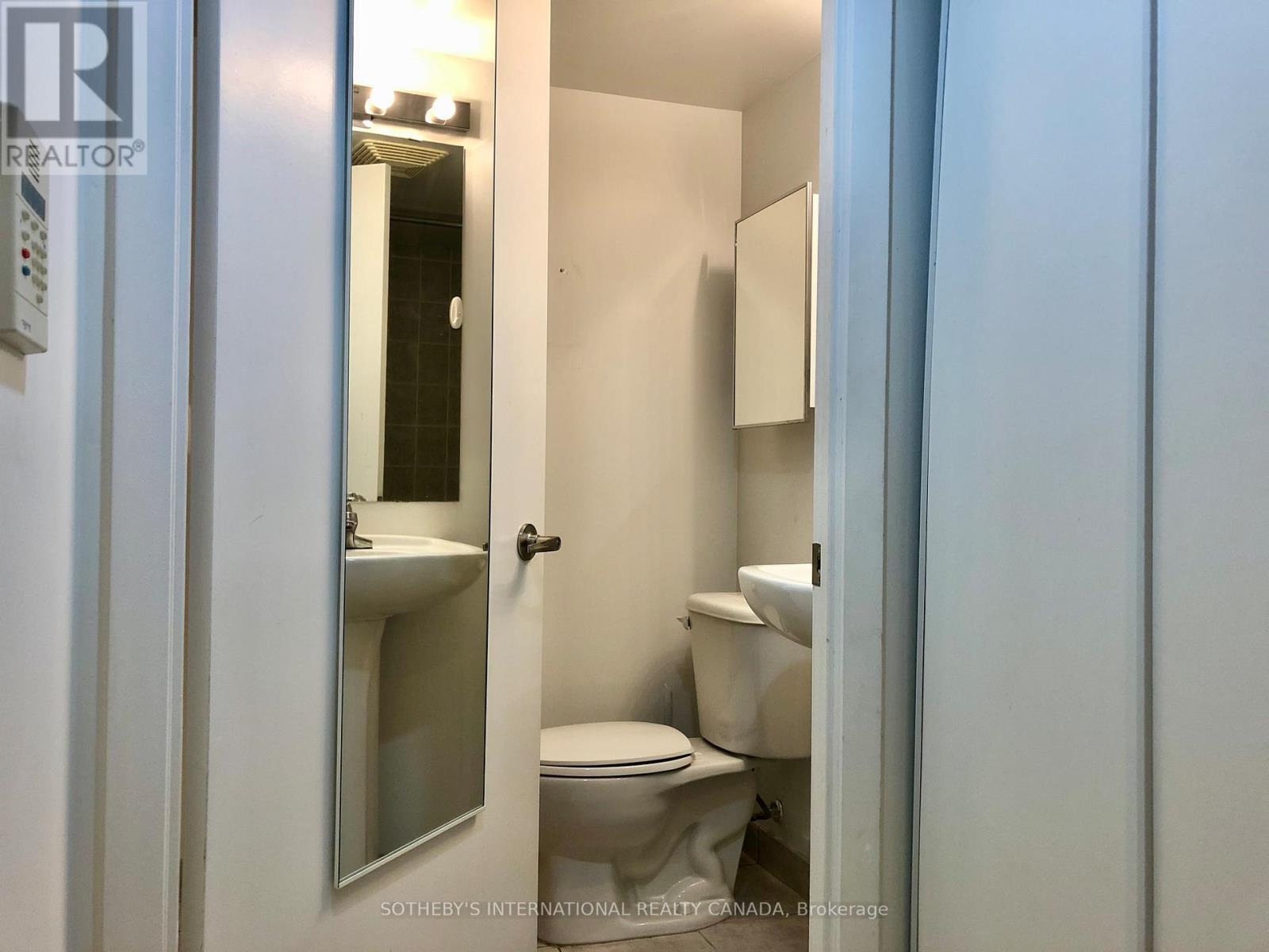 717 - 210 Victoria Street, Toronto, Ontario  M5B 2R3 - Photo 10 - C13024600