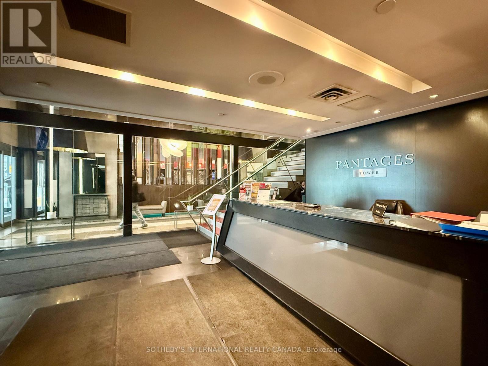 717 - 210 Victoria Street, Toronto, Ontario  M5B 2R3 - Photo 3 - C13024600