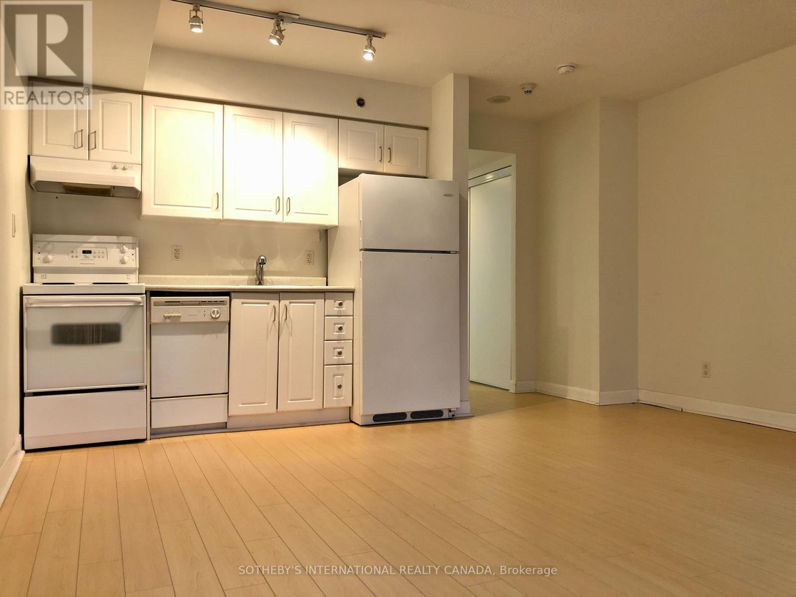 717 - 210 Victoria Street, Toronto, Ontario  M5B 2R3 - Photo 8 - C13024600