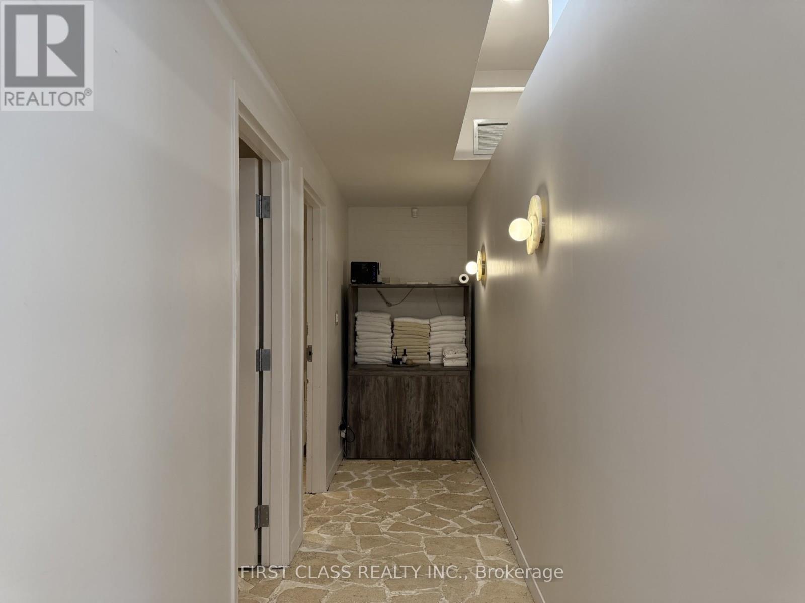 785 Dundas Street W, Toronto, Ontario  M6J 1V2 - Photo 10 - C13024644