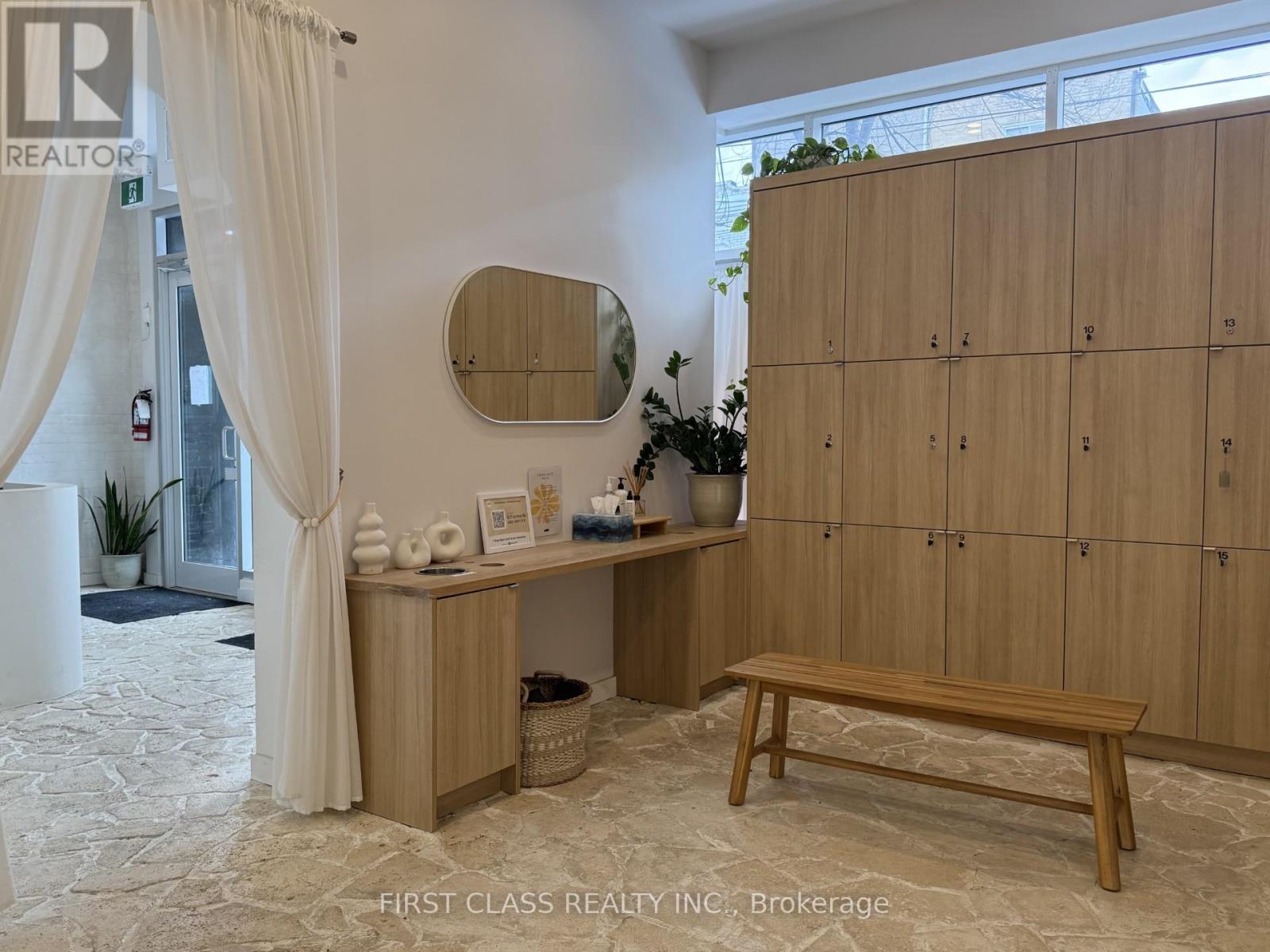 785 Dundas Street W, Toronto, Ontario  M6J 1V2 - Photo 3 - C13024644