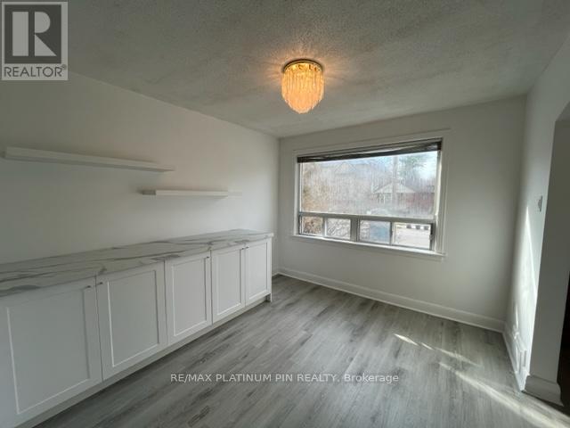 194 Florence Avenue, Toronto, Ontario  M2N 1G4 - Photo 3 - C13024674