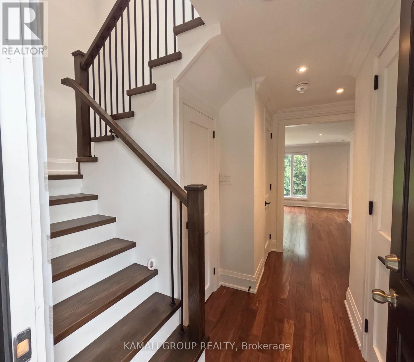 77 Hove Street E, Toronto, Ontario  M3H 4Z2 - Photo 4 - C13024828