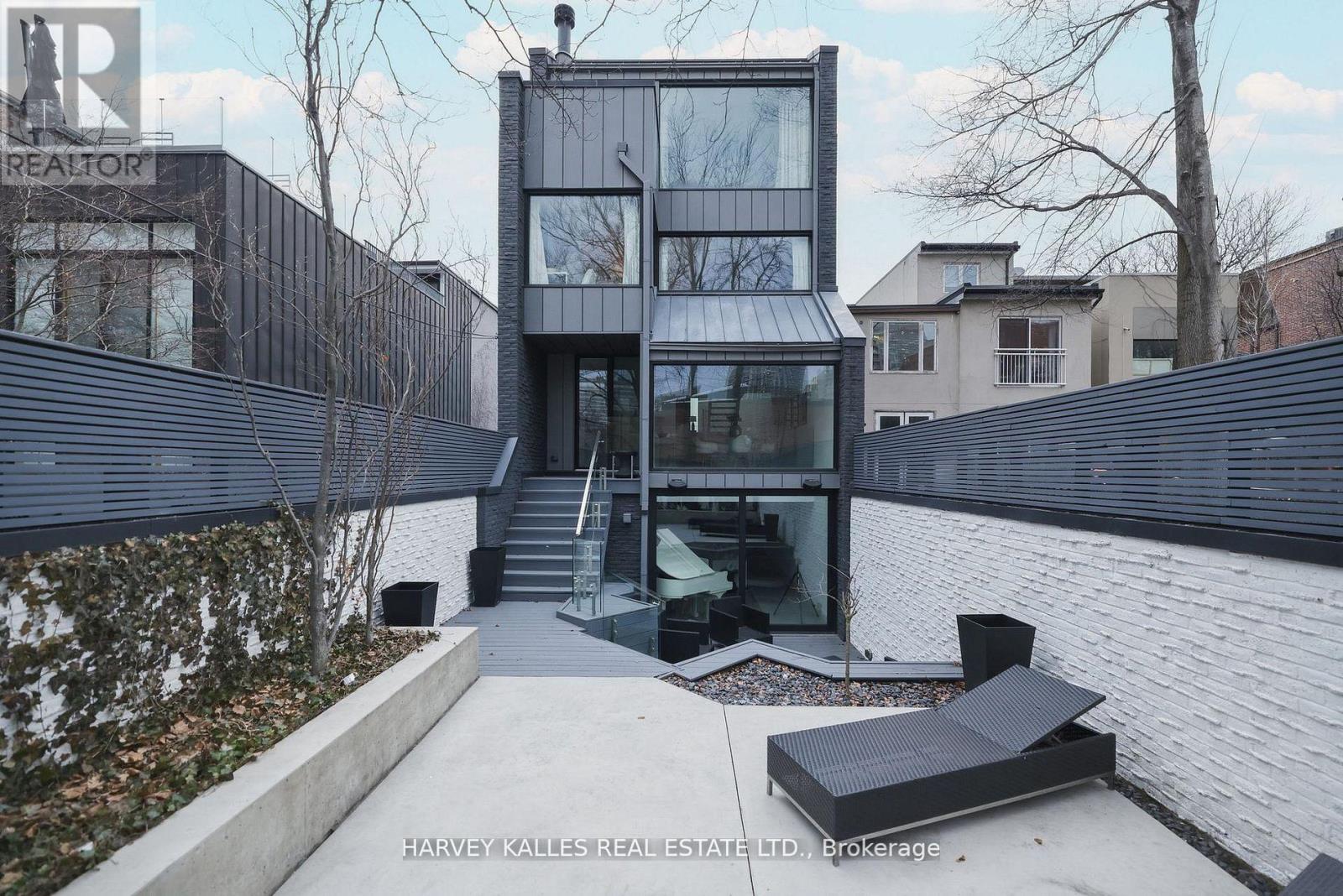 41 Berryman Street, Toronto, Ontario  M5R 1M7 - Photo 48 - C13024834