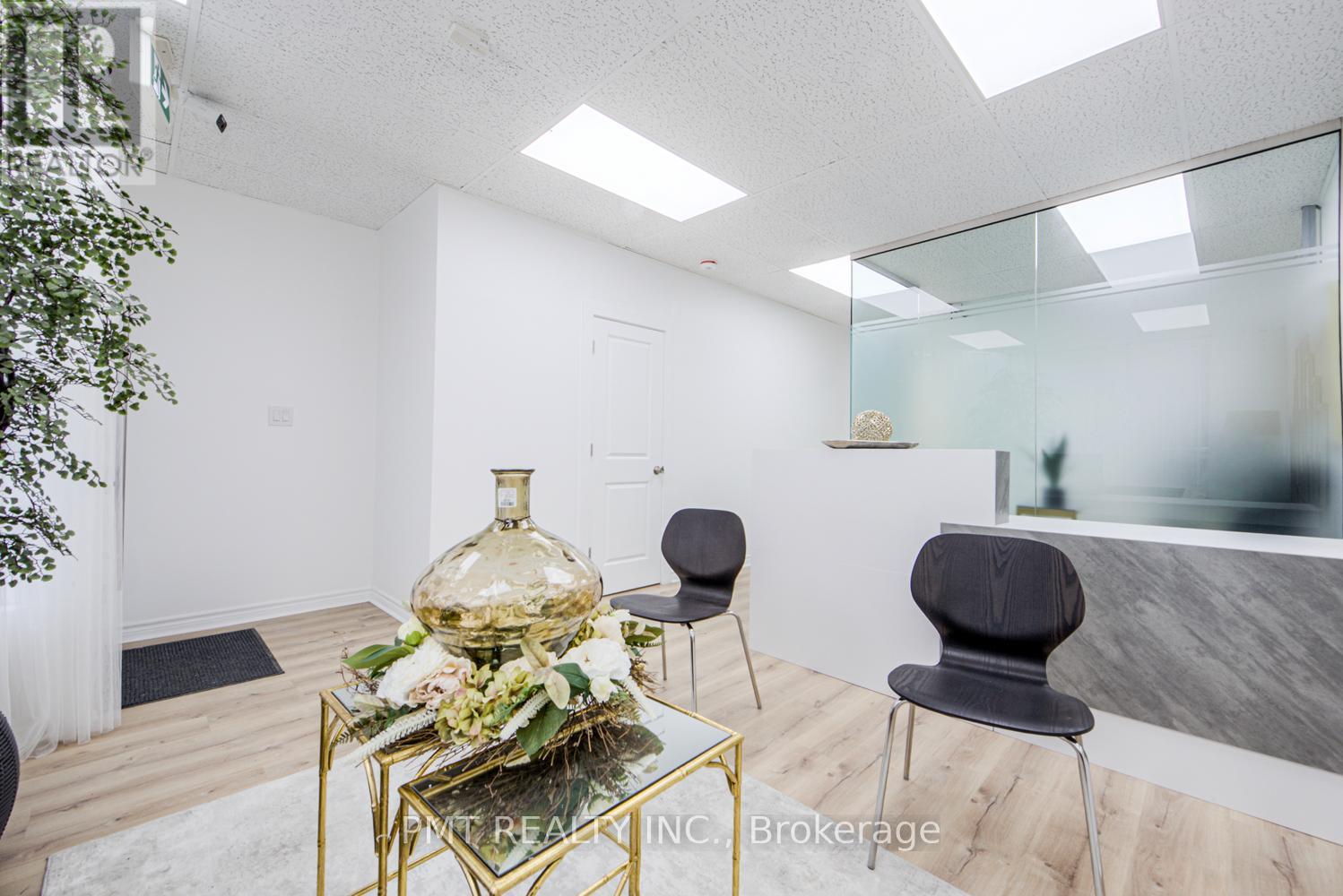 1092 Bathurst Street, Toronto, Ontario  M5R 3G9 - Photo 6 - C13024870