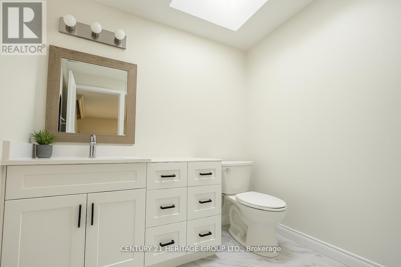 824 Thornton Road N, Oshawa, Ontario  L1J 7N2 - Photo 40 - E13024634