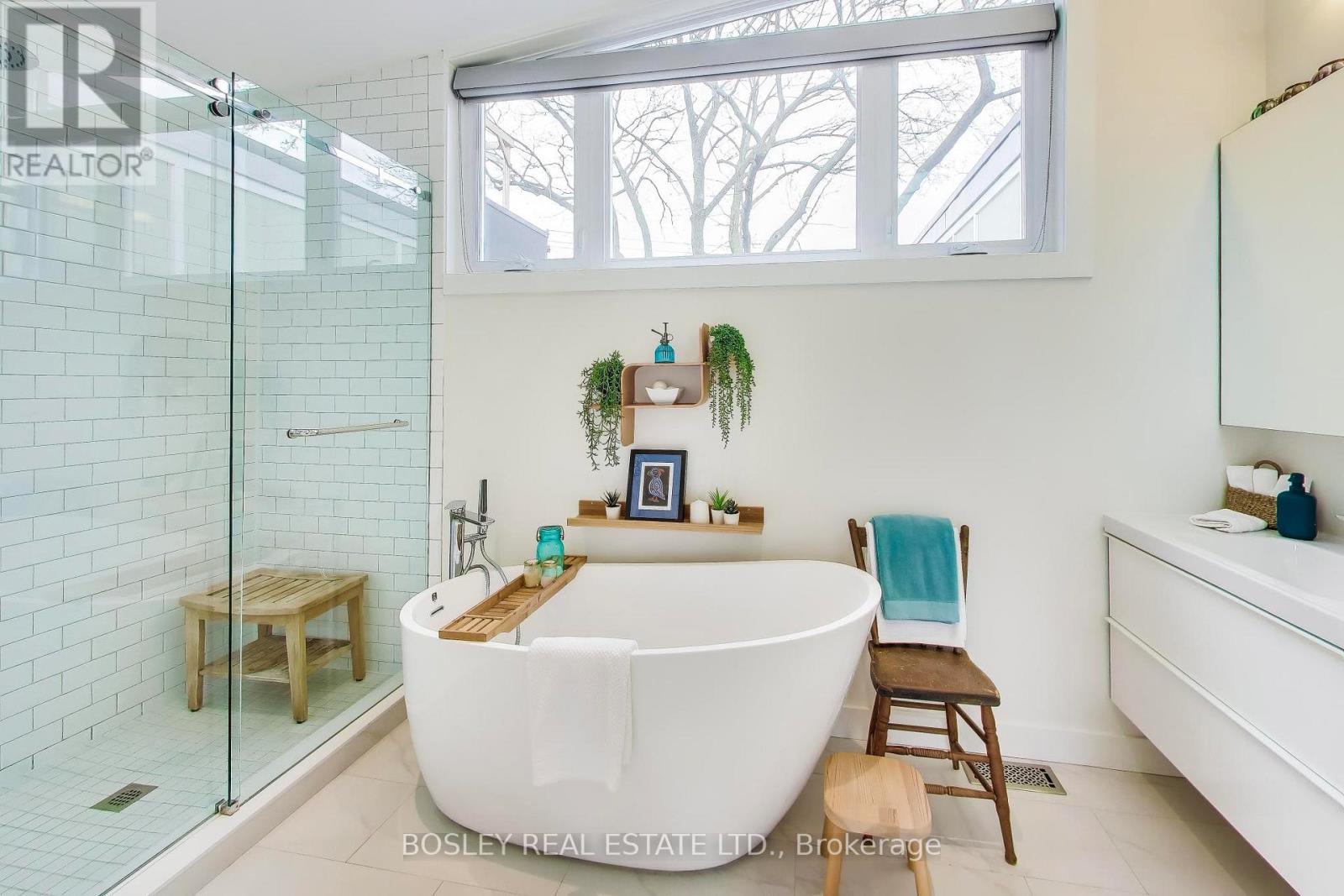 45 Berkshire Avenue, Toronto, Ontario  M4M 2Z6 - Photo 26 - E13024730