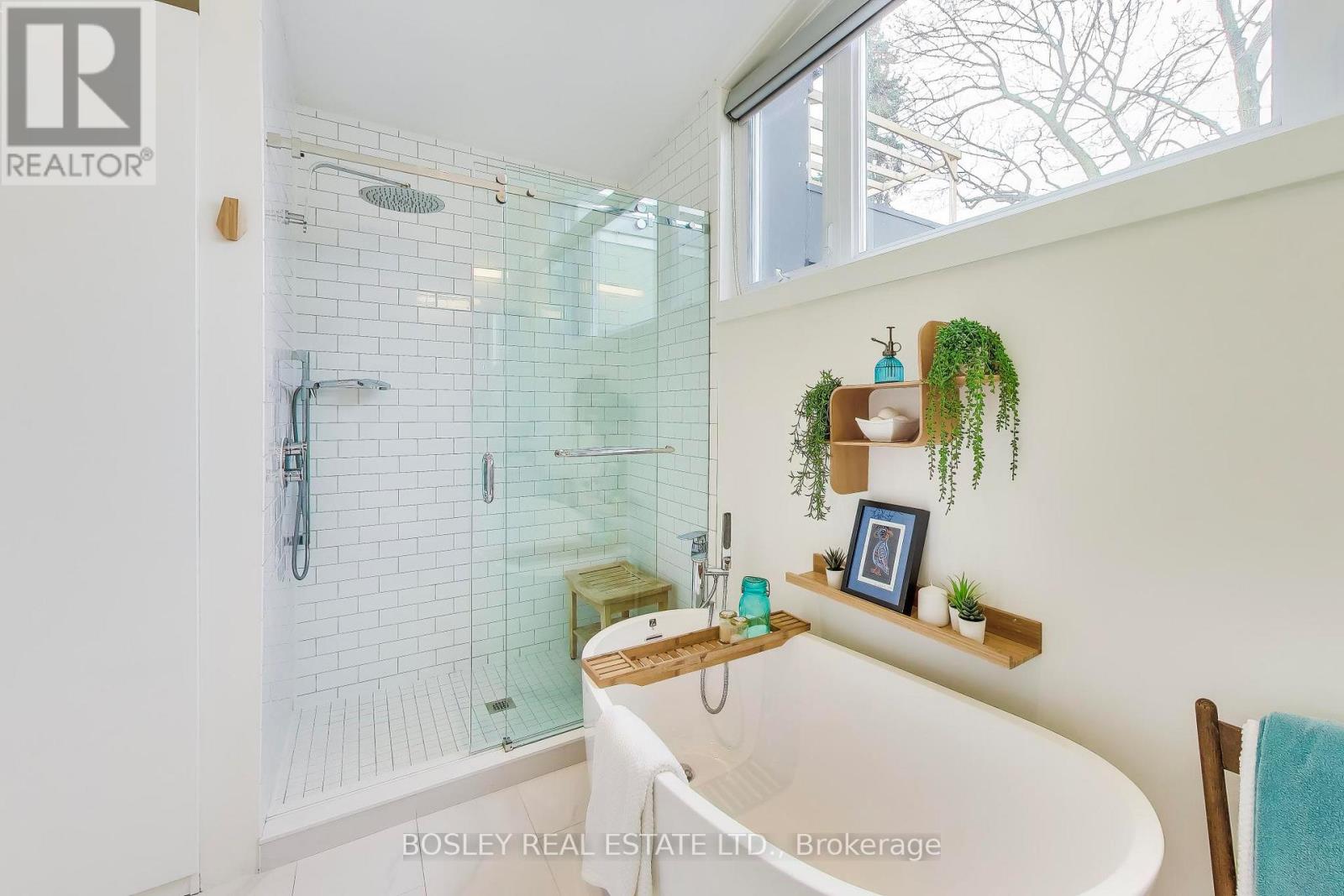 45 Berkshire Avenue, Toronto, Ontario  M4M 2Z6 - Photo 27 - E13024730