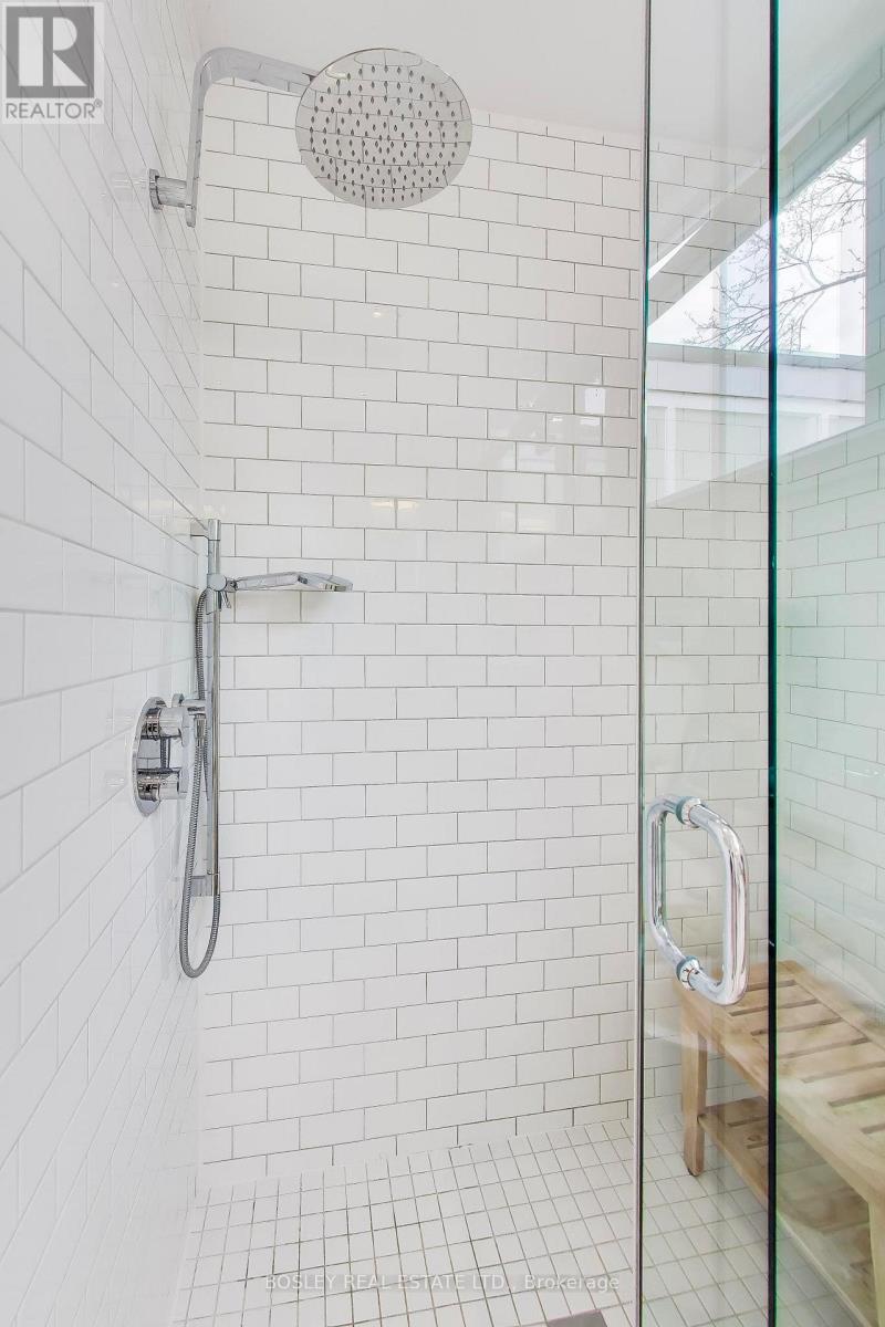 45 Berkshire Avenue, Toronto, Ontario  M4M 2Z6 - Photo 28 - E13024730