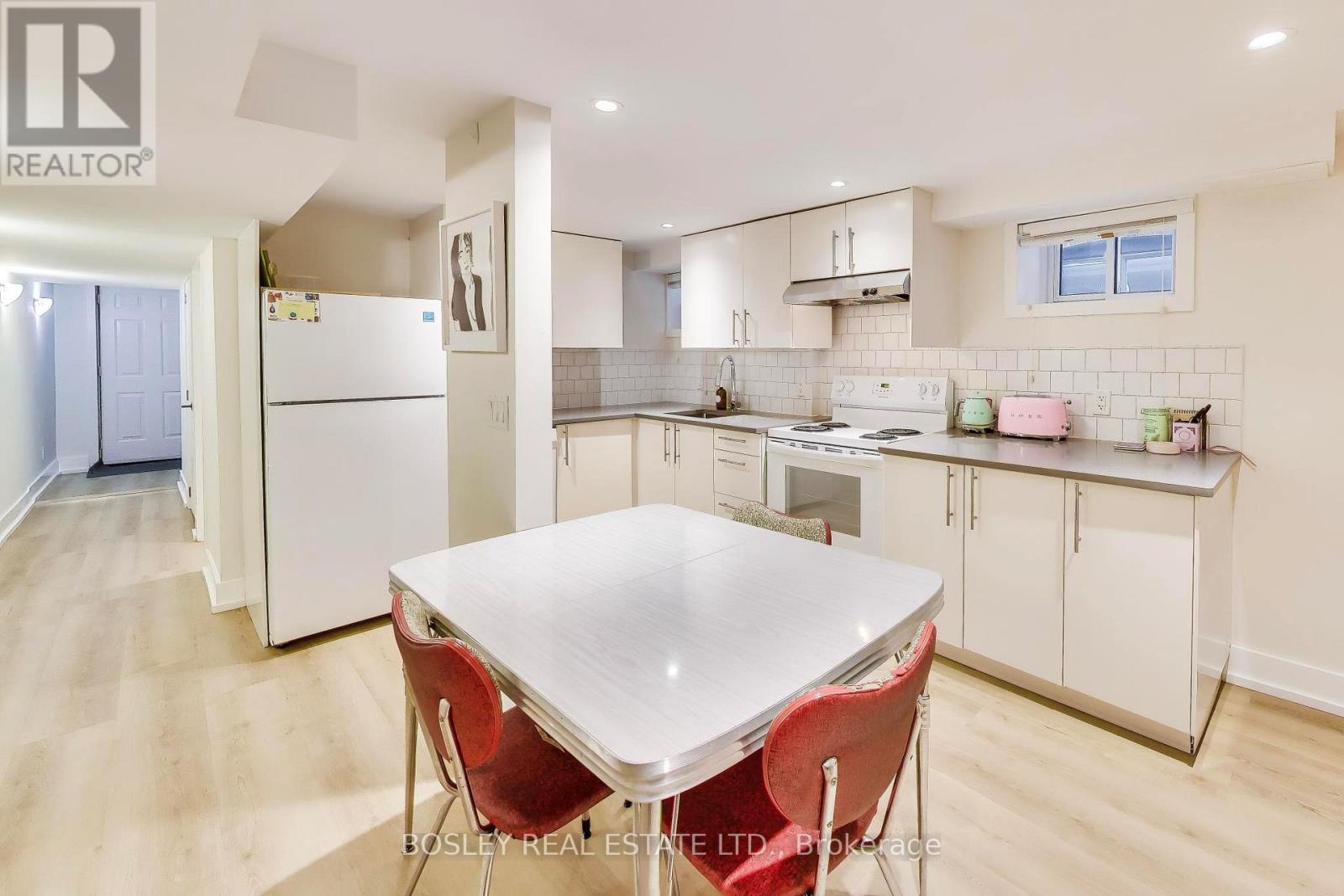 45 Berkshire Avenue, Toronto, Ontario  M4M 2Z6 - Photo 33 - E13024730