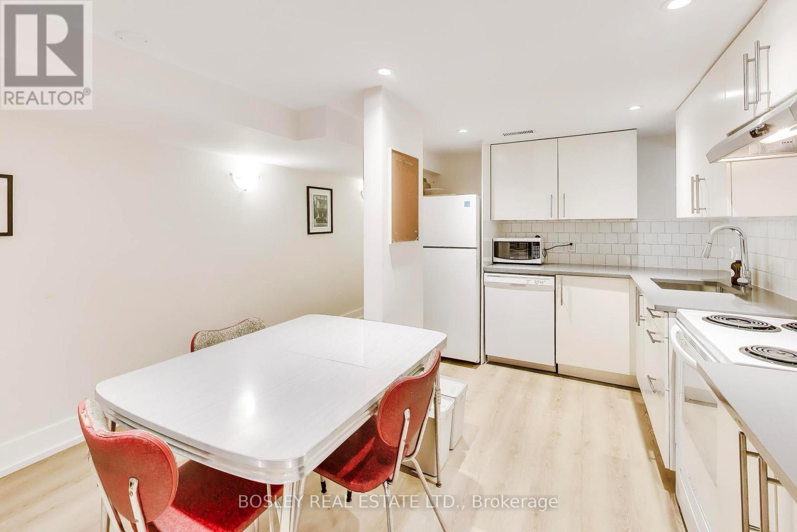 45 Berkshire Avenue, Toronto, Ontario  M4M 2Z6 - Photo 34 - E13024730