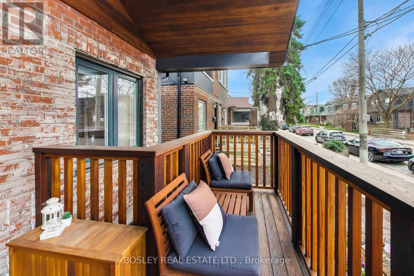 45 Berkshire Avenue, Toronto, Ontario  M4M 2Z6 - Photo 4 - E13024730