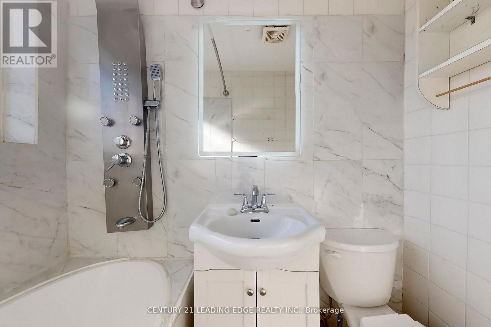 210 Linden Avenue, Toronto, Ontario  M1K 3H8 - Photo 22 - E13024744