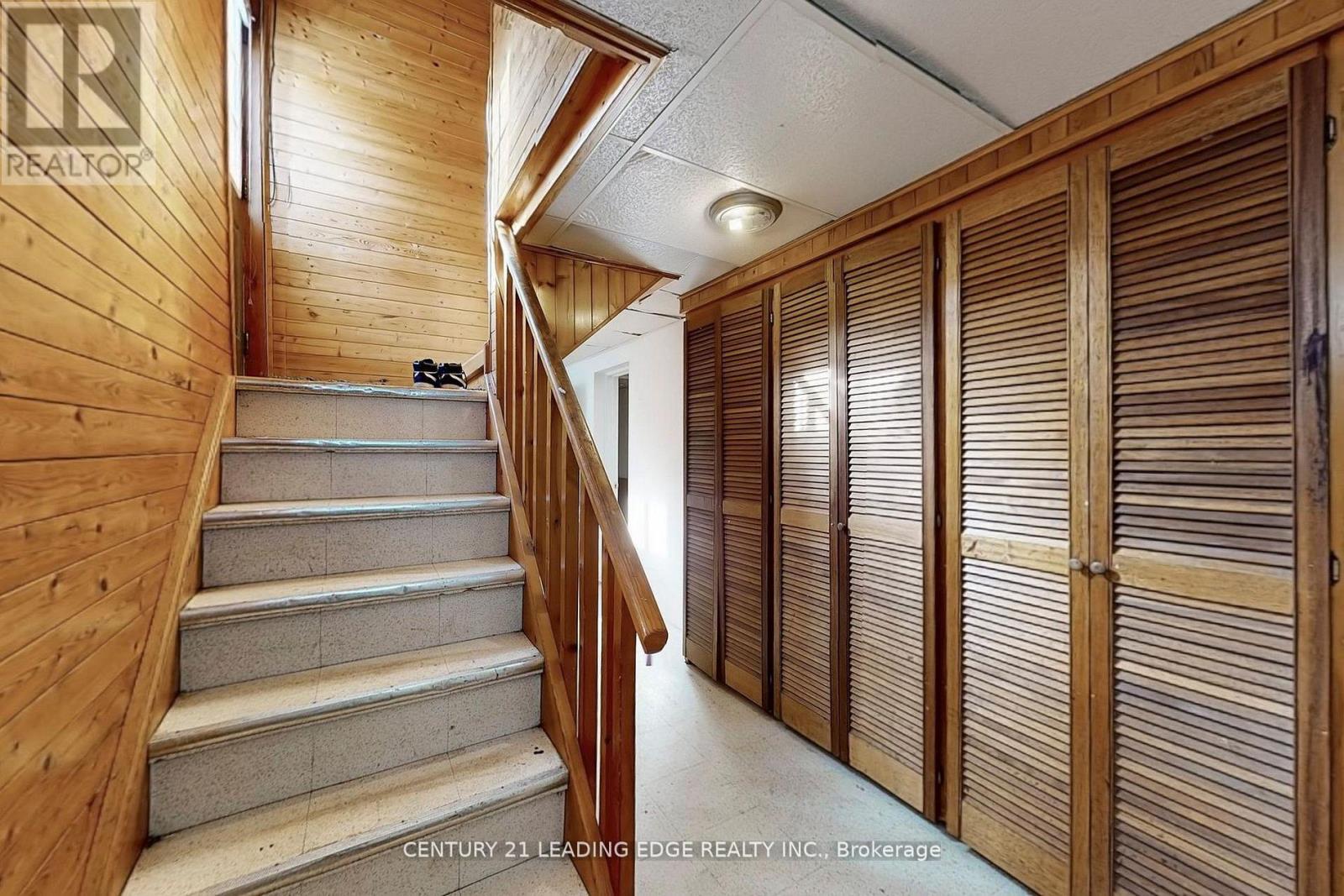 210 Linden Avenue, Toronto, Ontario  M1K 3H8 - Photo 24 - E13024744