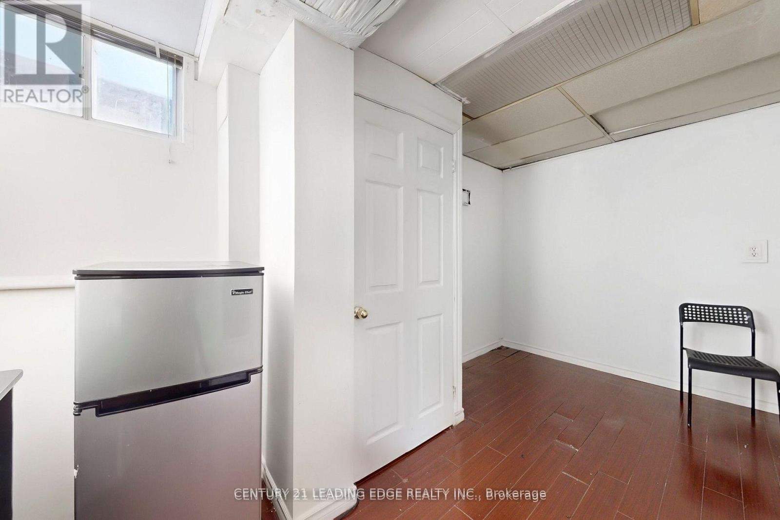 210 Linden Avenue, Toronto, Ontario  M1K 3H8 - Photo 32 - E13024744