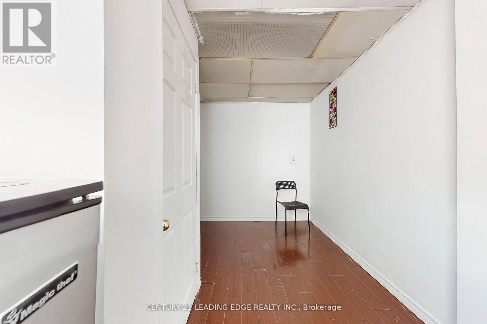 210 Linden Avenue, Toronto, Ontario  M1K 3H8 - Photo 33 - E13024744