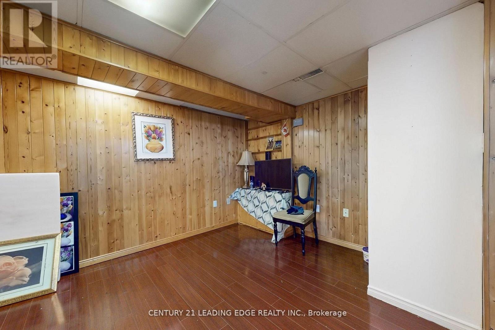 210 Linden Avenue, Toronto, Ontario  M1K 3H8 - Photo 35 - E13024744