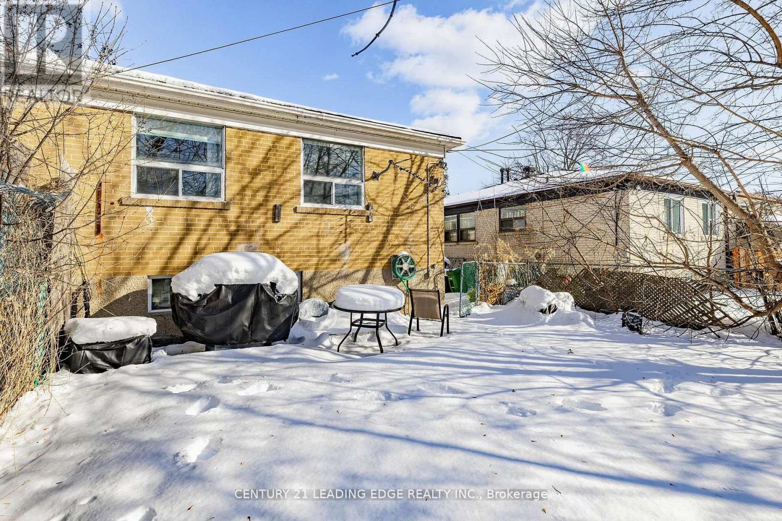 210 Linden Avenue, Toronto, Ontario  M1K 3H8 - Photo 46 - E13024744