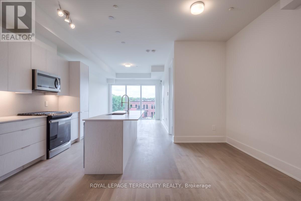 505 - 495 Logan Avenue, Toronto, Ontario  M4K 0A5 - Photo 4 - E13024820