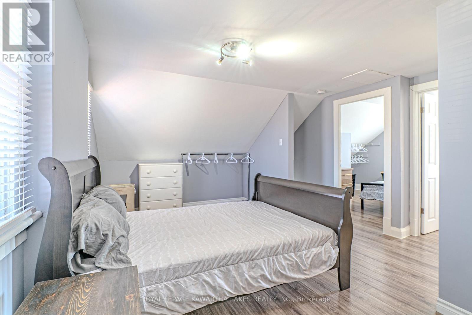 54 Glenelg Street W, Kawartha Lakes, Ontario  K9V 2V2 - Photo 22 - X12691070