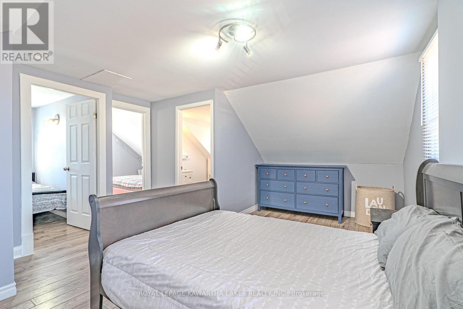 54 Glenelg Street W, Kawartha Lakes, Ontario  K9V 2V2 - Photo 21 - X12691070