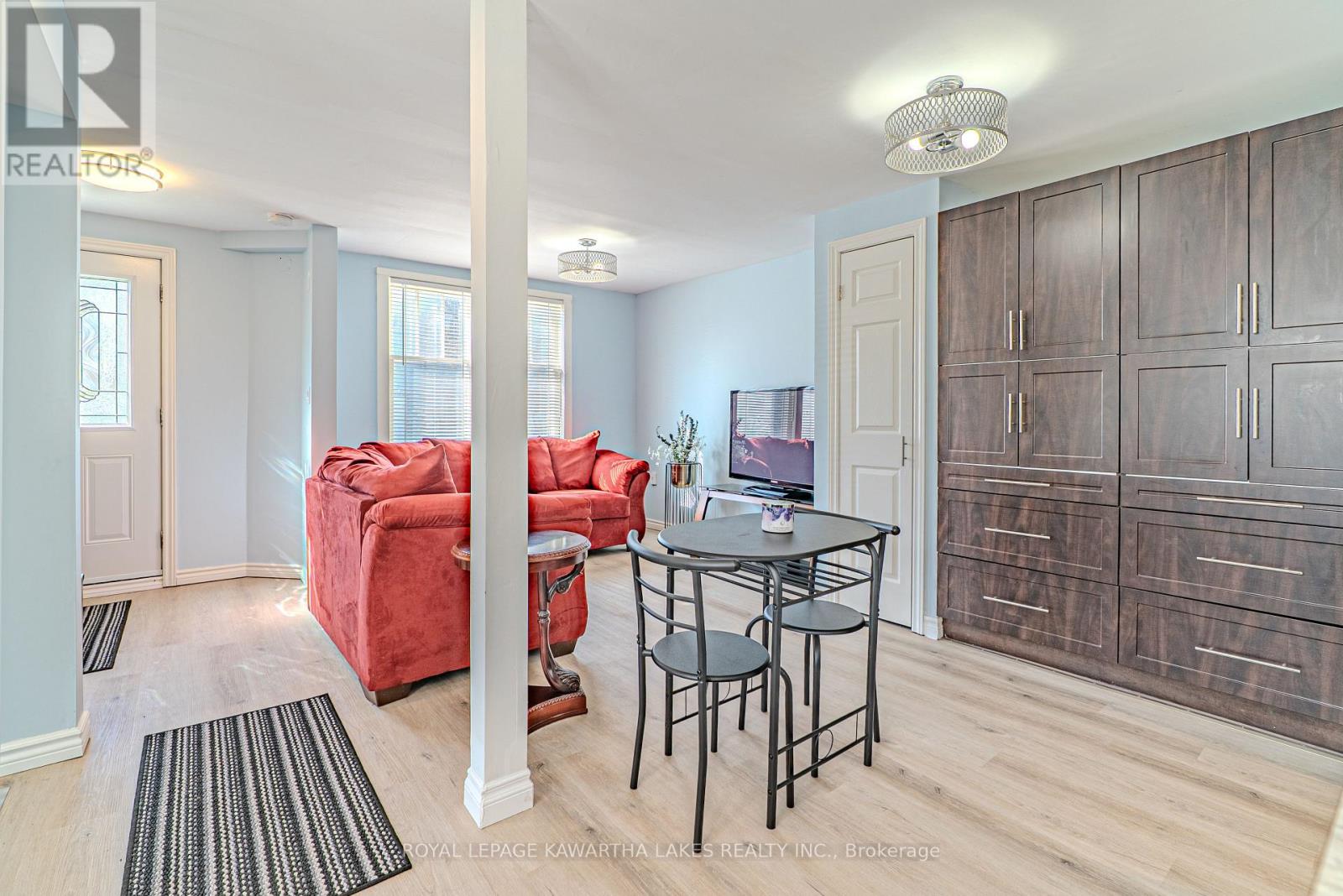 54 Glenelg Street W, Kawartha Lakes, Ontario  K9V 2V2 - Photo 10 - X12691070