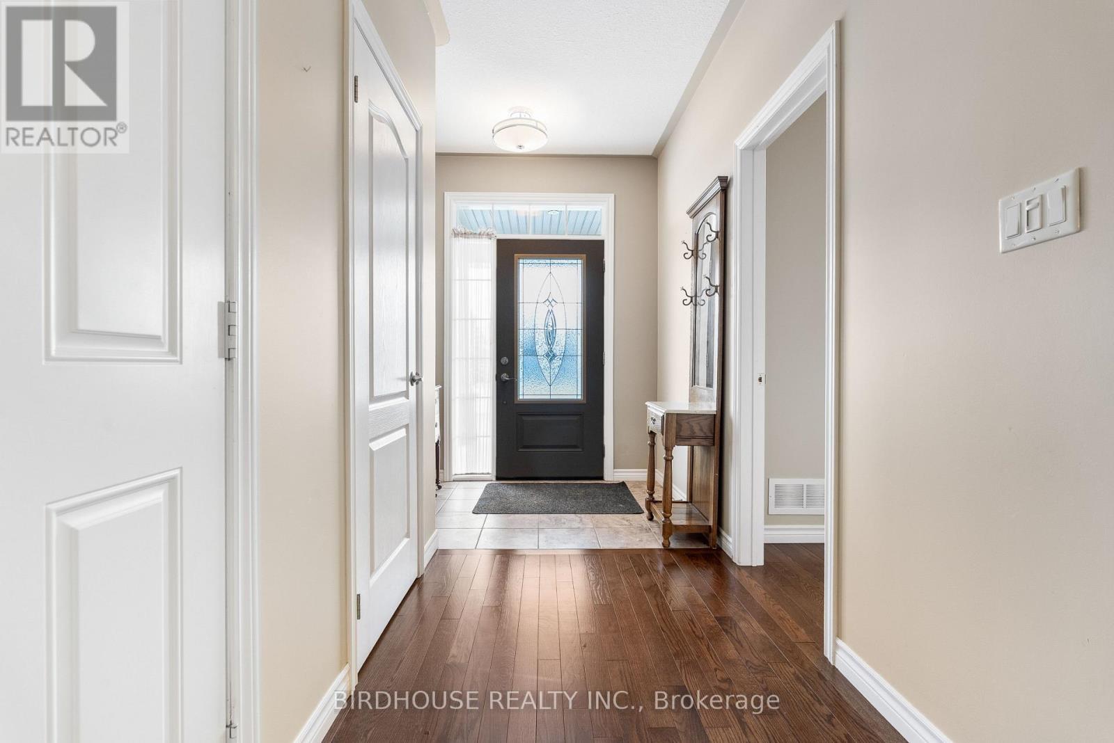 78 Chadwin Drive, Kawartha Lakes, Ontario  K9V 0E9 - Photo 5 - X12729632