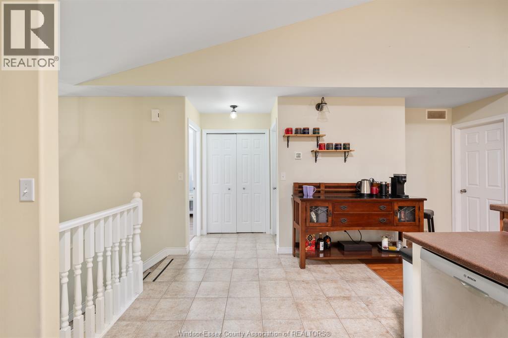 56 Anfred Street, Leamington, Ontario  N8H 5L3 - Photo 10 - 26008747