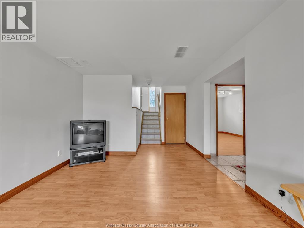 2621 Allyson Avenue, Windsor, Ontario  N8W 5N7 - Photo 18 - 26008698