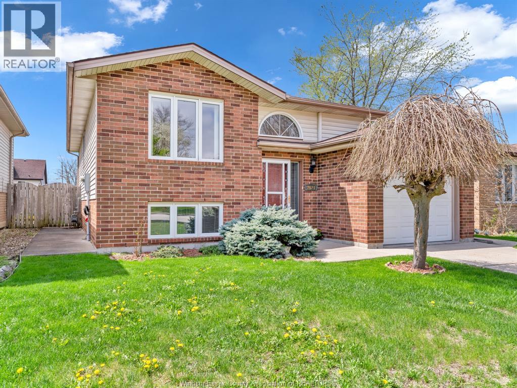 2621 Allyson Avenue, Windsor, Ontario  N8W 5N7 - Photo 2 - 26008698
