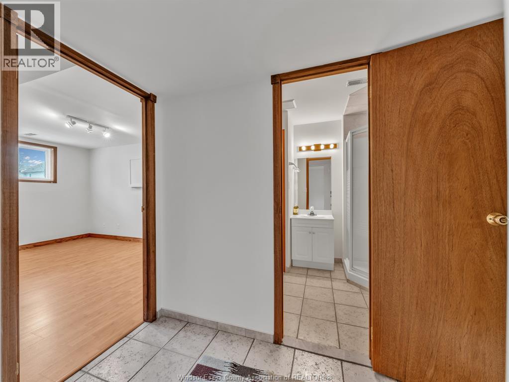 2621 Allyson Avenue, Windsor, Ontario  N8W 5N7 - Photo 22 - 26008698