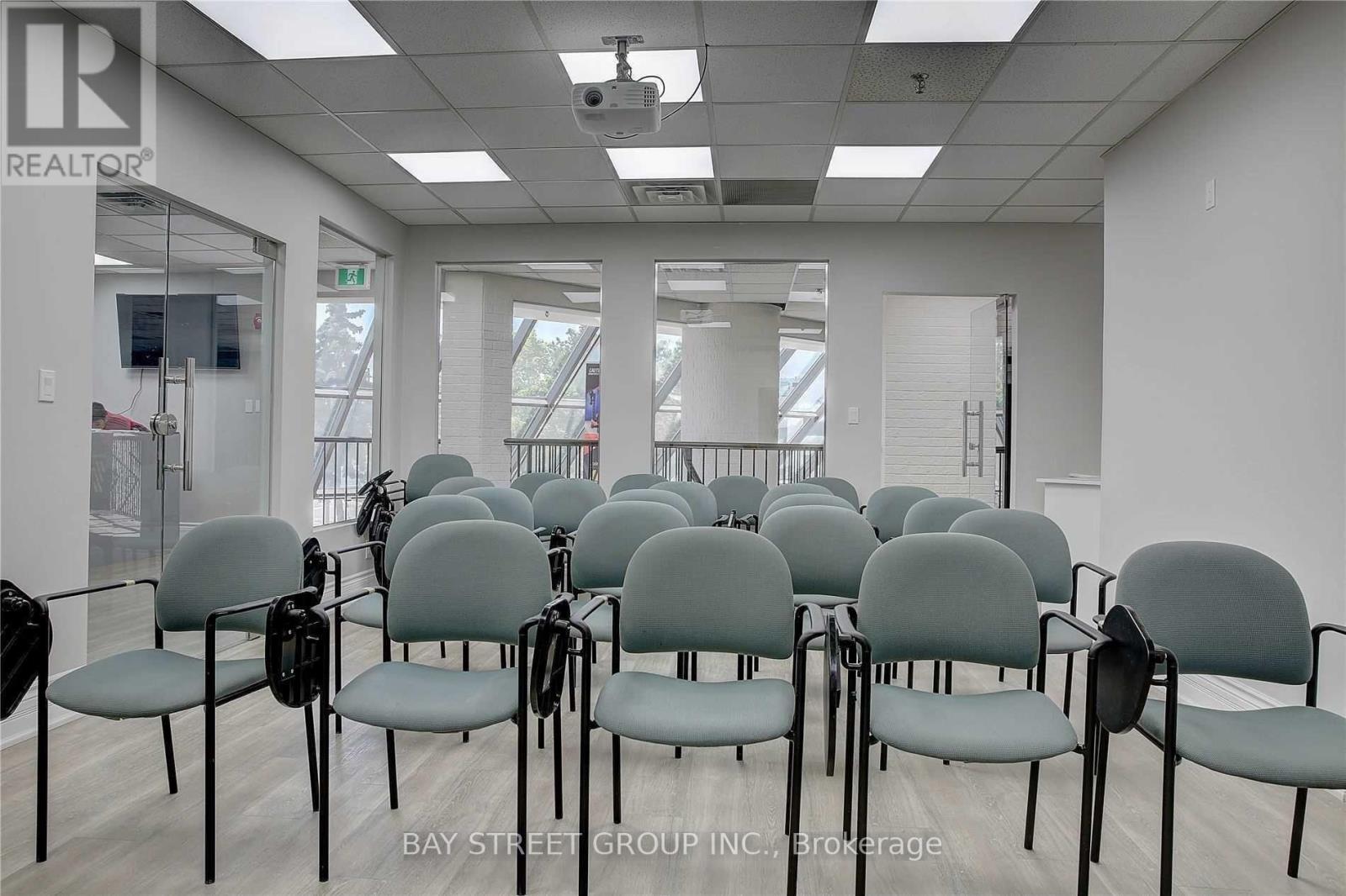 2nd A - 20 East Beaver Creek Road, Richmond Hill, Ontario  L4B 1G6 - Photo 10 - N13024552