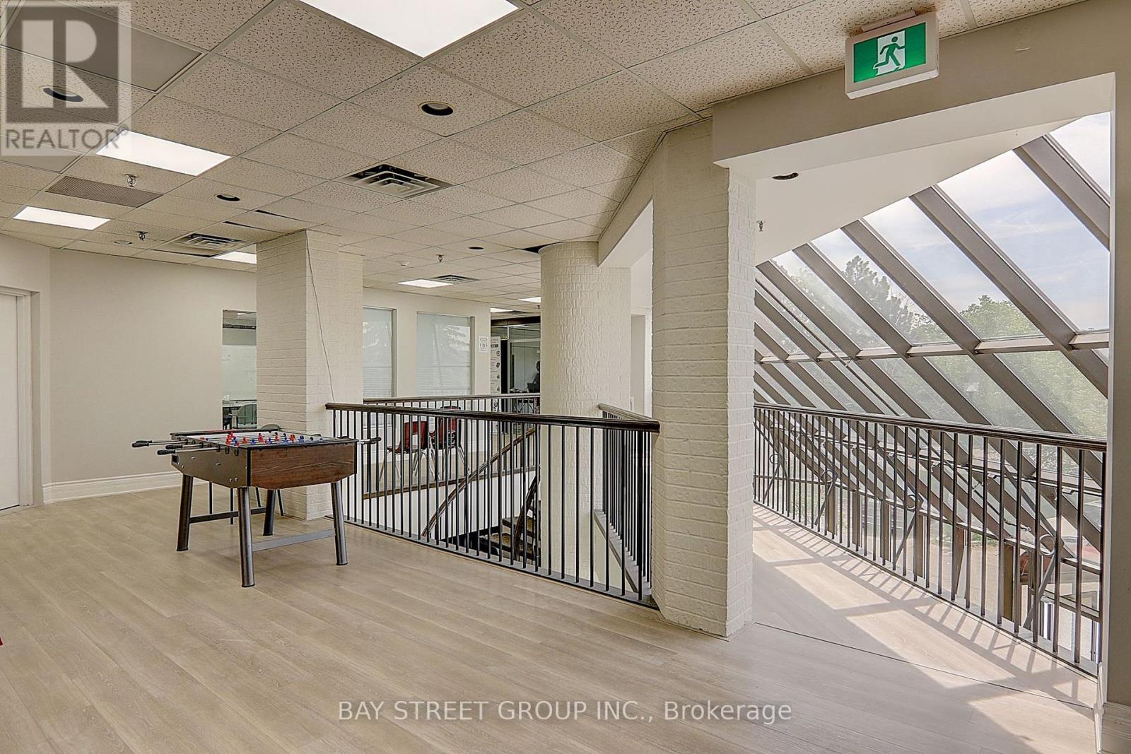 2nd A - 20 East Beaver Creek Road, Richmond Hill, Ontario  L4B 1G6 - Photo 4 - N13024552