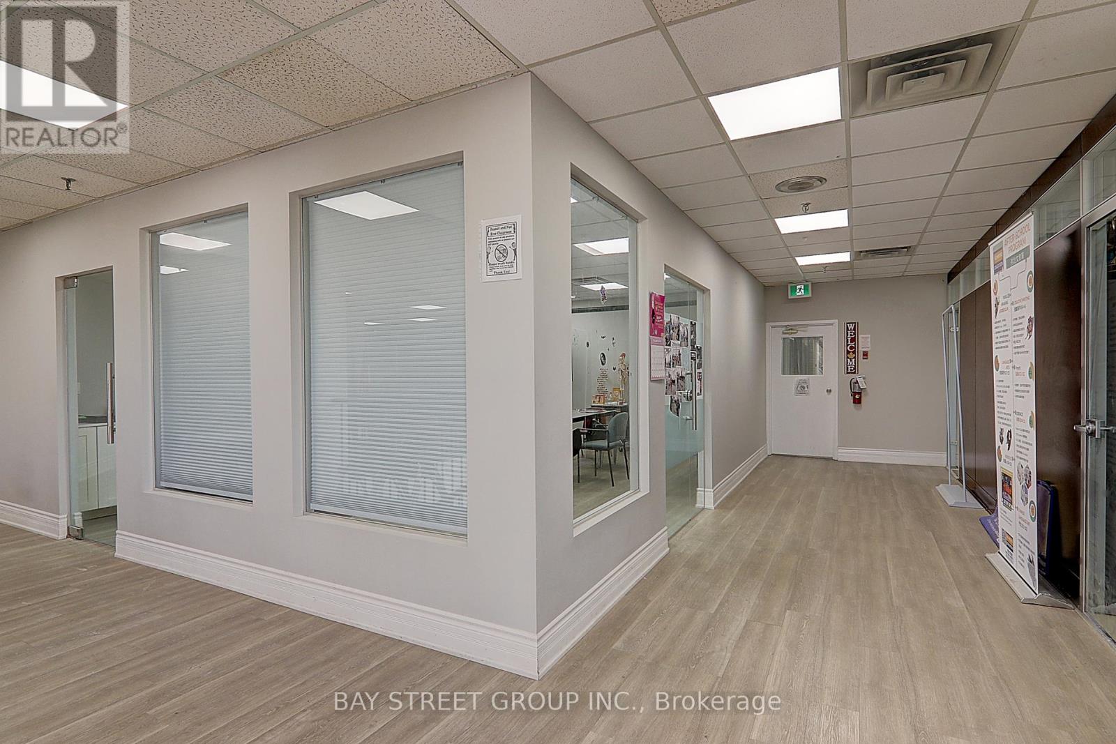 2nd A - 20 East Beaver Creek Road, Richmond Hill, Ontario  L4B 1G6 - Photo 8 - N13024552