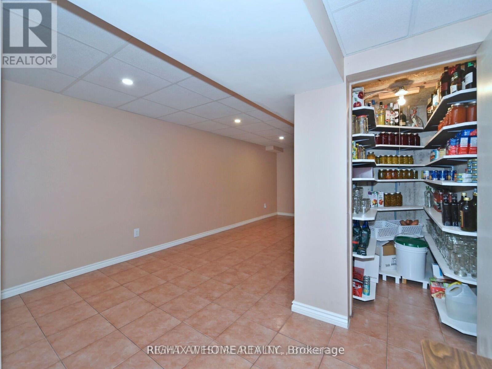 104 Pinedale Gate, Vaughan, Ontario  L4L 8X3 - Photo 45 - N13024564