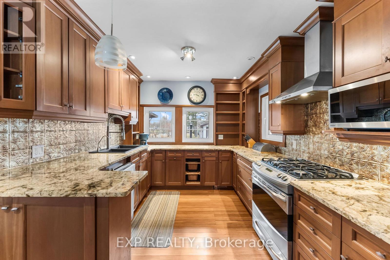 46 Isle Vista Drive, Georgina, Ontario  L0E 1N0 - Photo 11 - N13024620