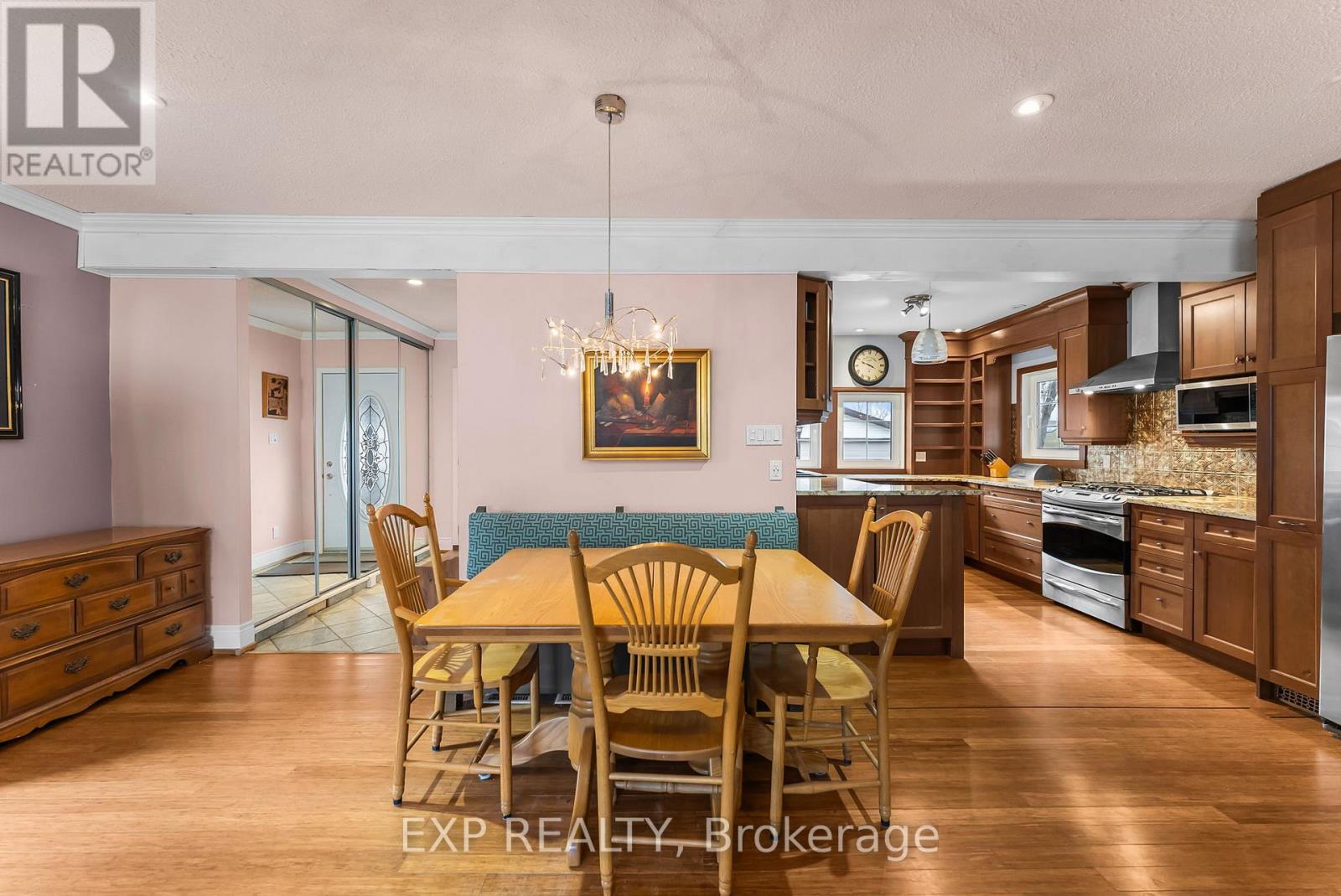 46 Isle Vista Drive, Georgina, Ontario  L0E 1N0 - Photo 14 - N13024620