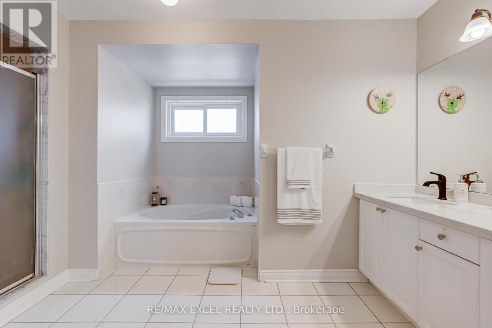 37 - 18 Clark Avenue W, Vaughan, Ontario  L4J 8H1 - Photo 34 - N13024814