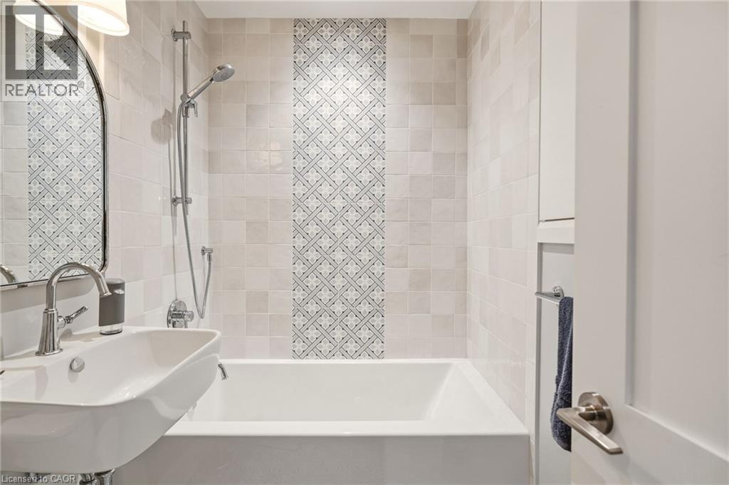 7 Central Park Avenue, Dundas, Ontario  L9H 2M5 - Photo 33 - 40822532