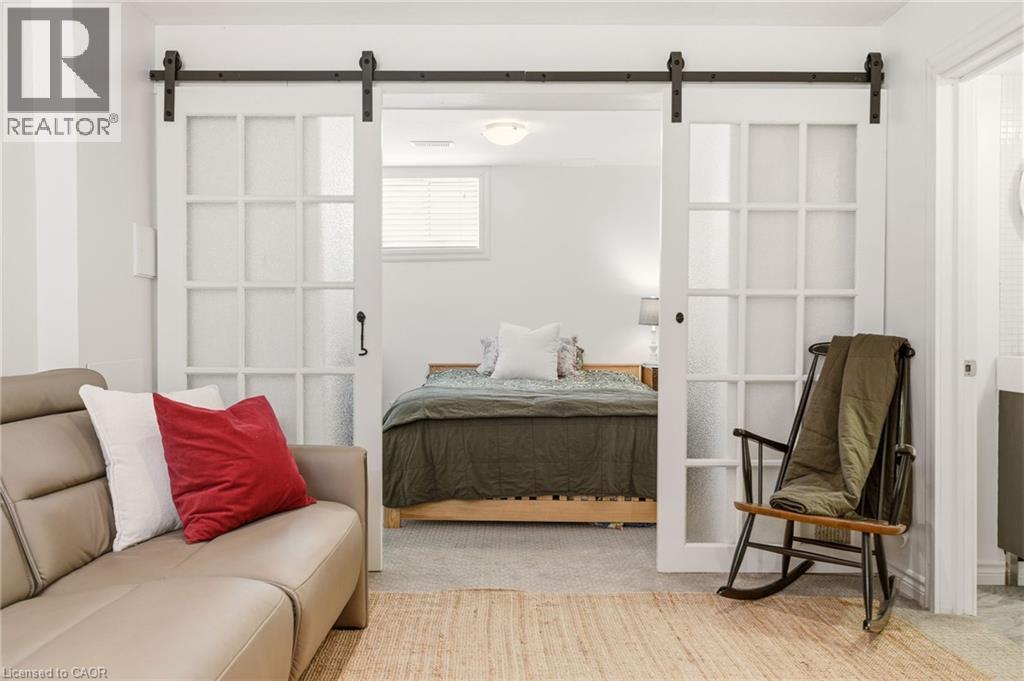 7 Central Park Avenue, Dundas, Ontario  L9H 2M5 - Photo 38 - 40822532