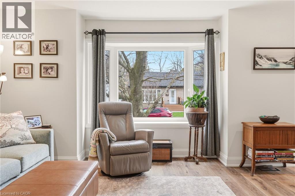 7 Central Park Avenue, Dundas, Ontario  L9H 2M5 - Photo 5 - 40822532