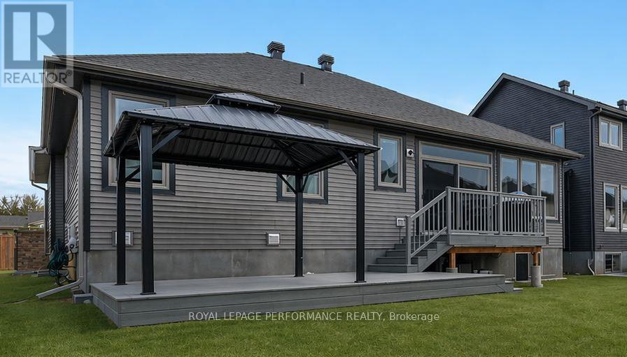 203 Station Trail, Russell, Ontario  K4R 0C9 - Photo 26 - X12912088