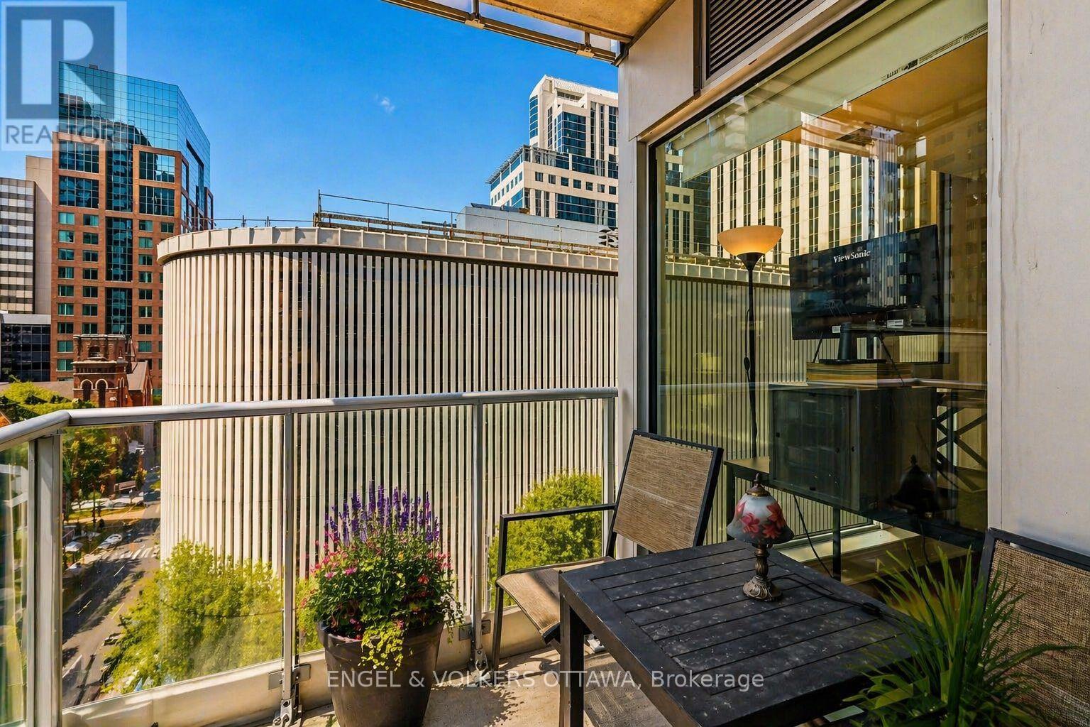 701 - 179 Metcalfe Street, Ottawa, Ontario  K2P 0W1 - Photo 15 - X12978370