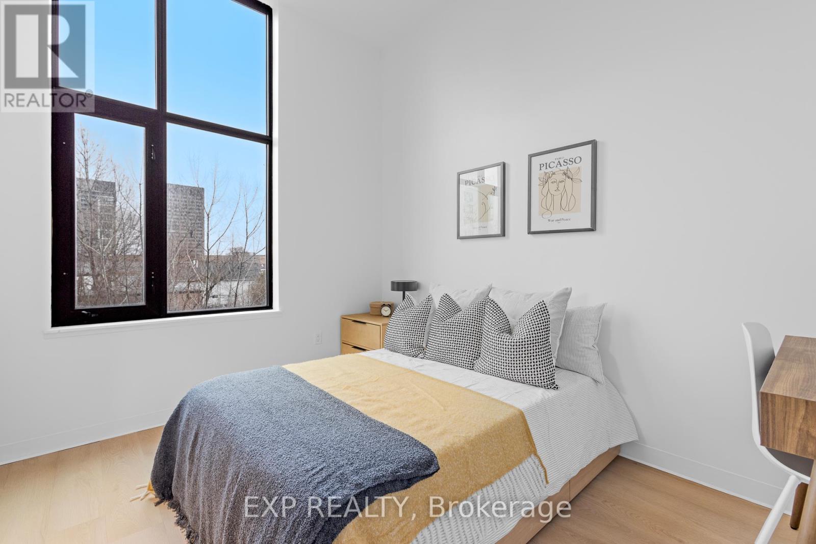 101 Champagne Avenue S, Ottawa, Ontario  K1S 4P3 - Photo 5 - X13012612