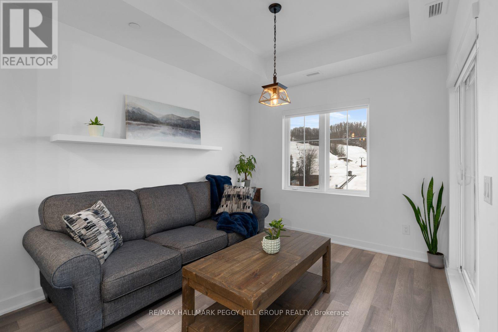 408 - 40 Horseshoe Boulevard, Oro-Medonte, Ontario  L4M 4Y8 - Photo 3 - S13024618