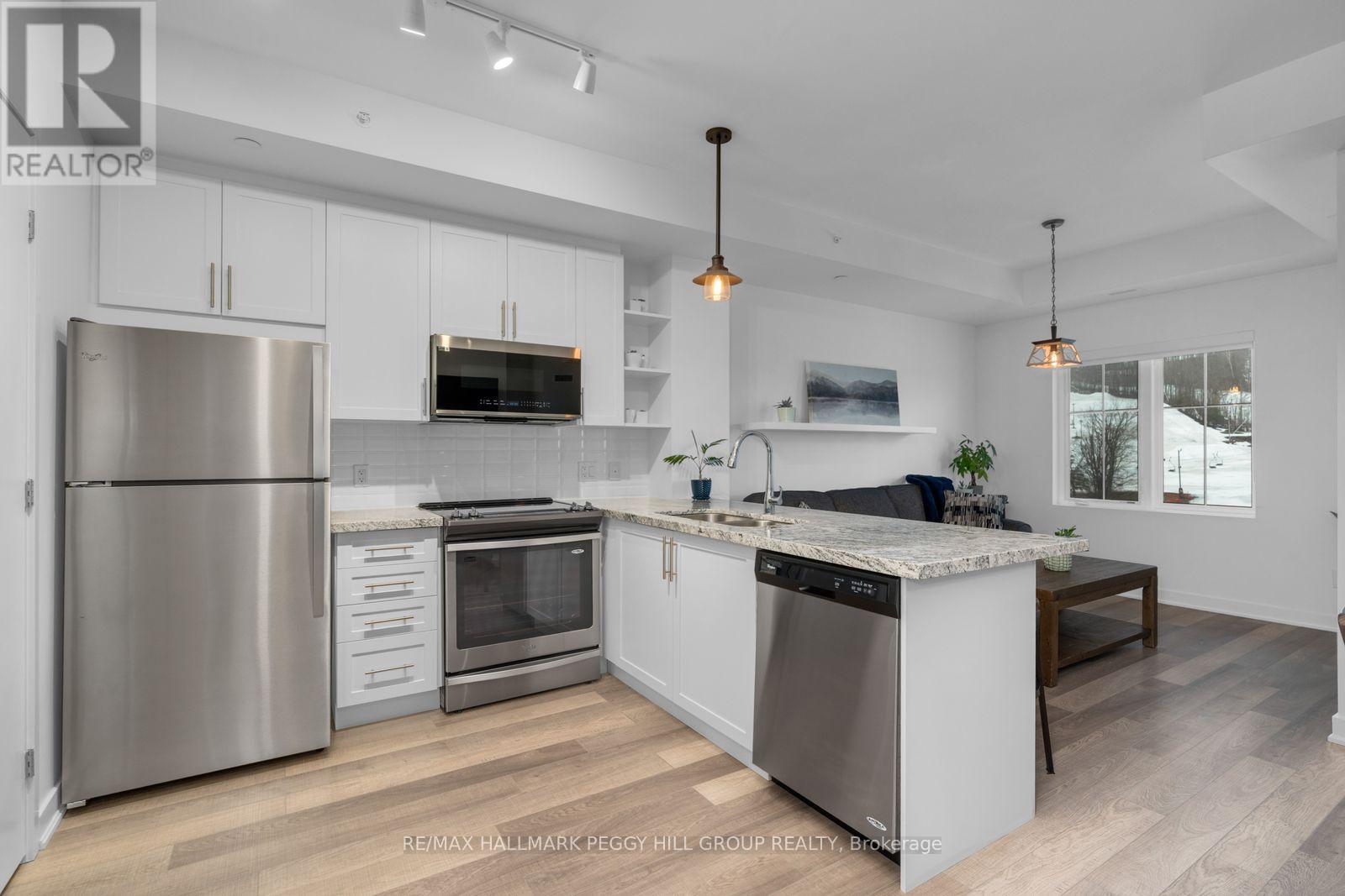 408 - 40 Horseshoe Boulevard, Oro-Medonte, Ontario  L4M 4Y8 - Photo 6 - S13024618