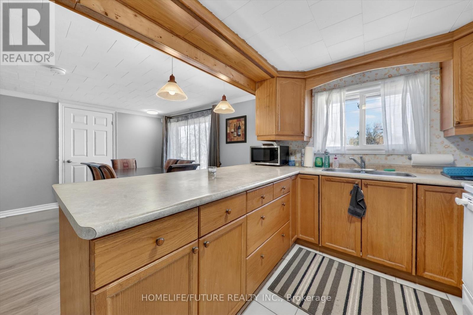 1200 Mosley Street, Wasaga Beach, Ontario  L9Z 2E7 - Photo 14 - S13024742