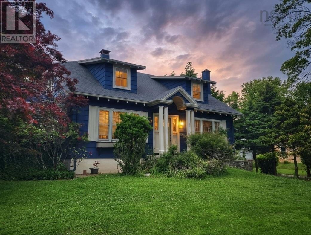 Lots 3&10, 70 Victoria Road, Lunenburg, Nova Scotia  B0J 2C0 - Photo 1 - 202604246