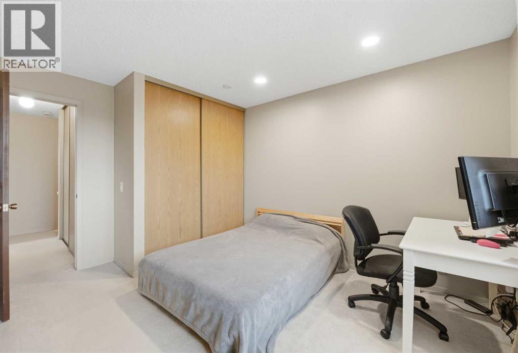 52a Millcrest Green Sw, Calgary, Alberta  T2Y 2K1 - Photo 18 - A2301094